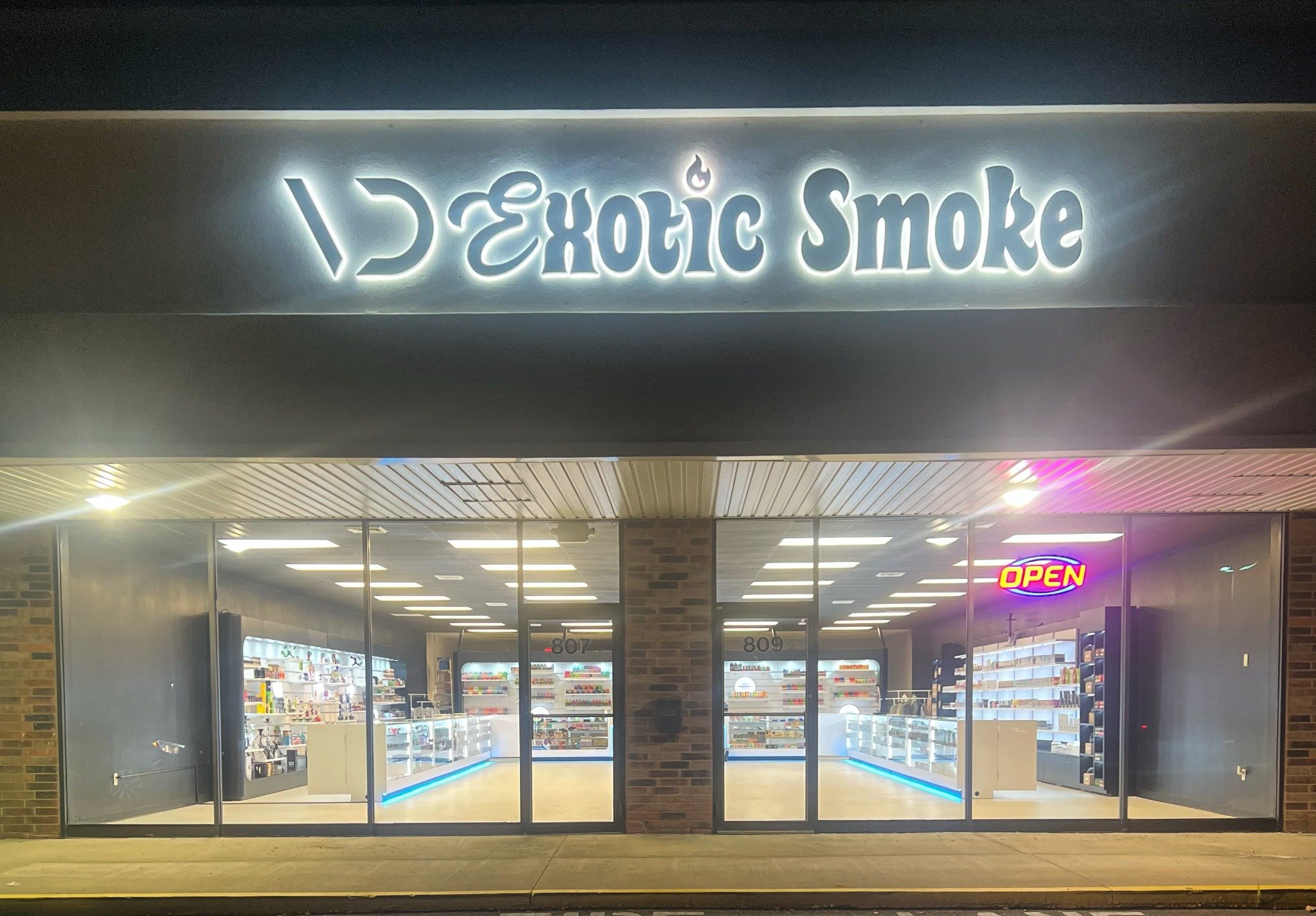 Vape District — Brunswick storefront